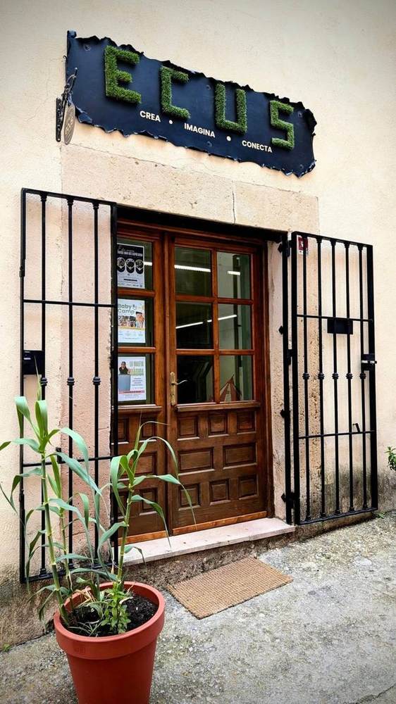 Fachada de Espacio ECUS en Sepúlveda